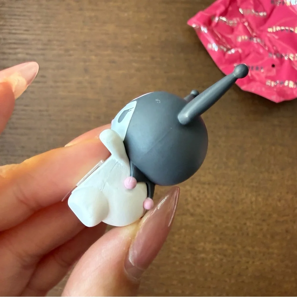 SANRIO Characters HIPPERS Decorative Mini Figurines - Kuromi - Picture 12 of 16